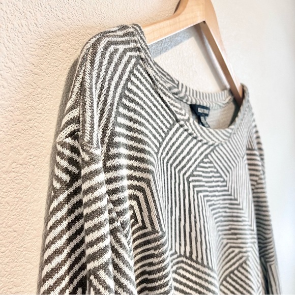 Ellen Tracy Women’s Gray Relaxed Fit Long Sleeve Jacquard Sweater Plus Size XXL - Picture 2 of 11